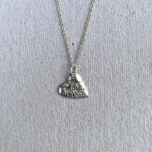 Load image into Gallery viewer, Textured hearts for World Food Programme Palestine appeal