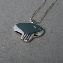 Load image into Gallery viewer, The Stobo Skull Pendant