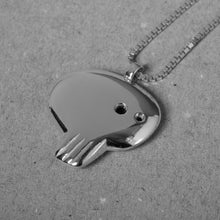 Load image into Gallery viewer, The Stobo Skull Pendant