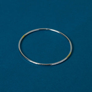Recycled Silver Oval Hammered Bangle