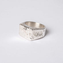 Load image into Gallery viewer, Large Silver Signet Ring