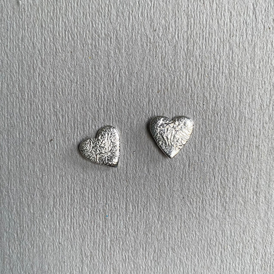 Textured hearts for Unicef Gaza appeal