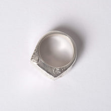 Load image into Gallery viewer, Large Silver Signet Ring